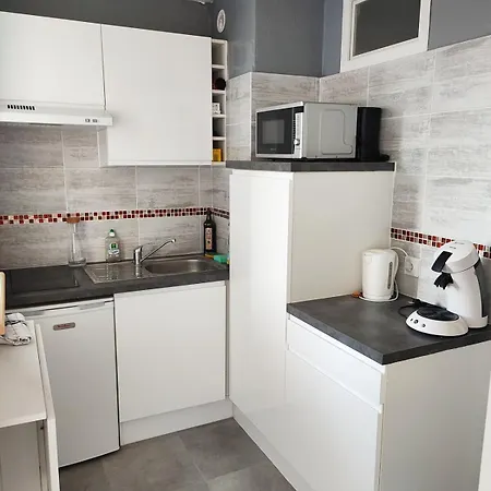 아파트 Avec Coin Nuit A Deux Pas De La